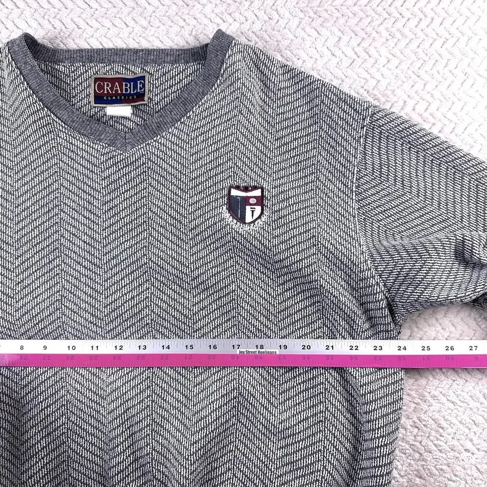 Vintage 1980’s Geometric Adult Large Knit Pullover Sweater Embroidered Golf Gray